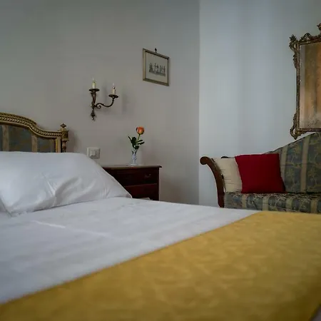 Cathedral Bed & Breakfast 4*